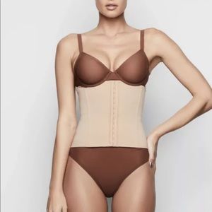SKIMS Waist Trainer Shaping Corset  XL Clay Nude Sculpting Binder